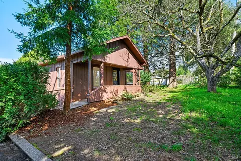 Exterior - 8400 Blackney Rd, Sebastopol, CA 95472 photo 10 of 13