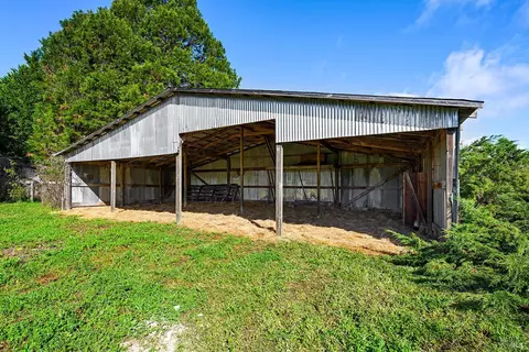 Exterior - 8400 Blackney Rd, Sebastopol, CA 95472 photo 5 of 13