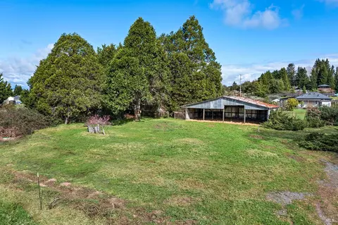 Exterior - 8400 Blackney Rd, Sebastopol, CA 95472 photo 4 of 13