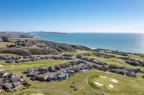 View/Area - 300 Sanderling Ct, Bodega Bay, CA 94923 photo 2 of 6