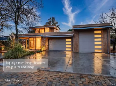 540 S Cloverdale Blvd, Cloverdale, CA 95425