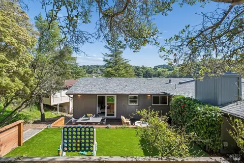 Exterior - 15 Underhill Rd, Mill Valley, CA 94941 photo 6 of 7