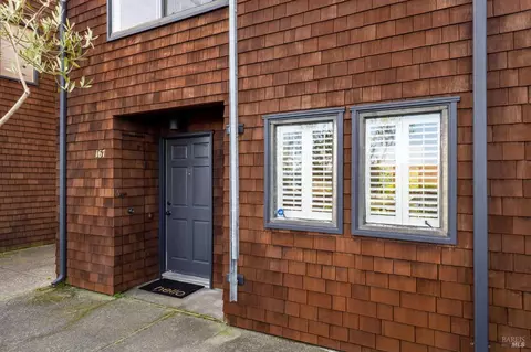 Exterior - 167 Headlands Ct, Sausalito, CA 94965 photo 7 of 7