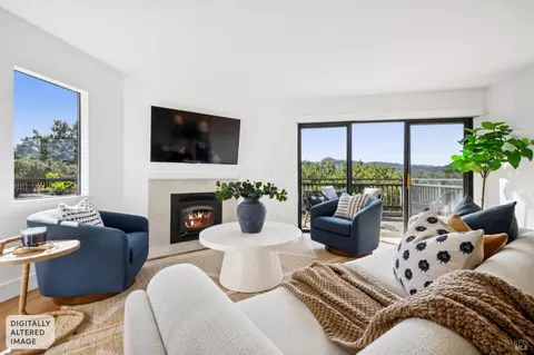 Living - 167 Headlands Ct, Sausalito, CA 94965 photo 2 of 6