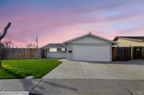 2219 Santa Clara Dr, Fairfield, CA 94533