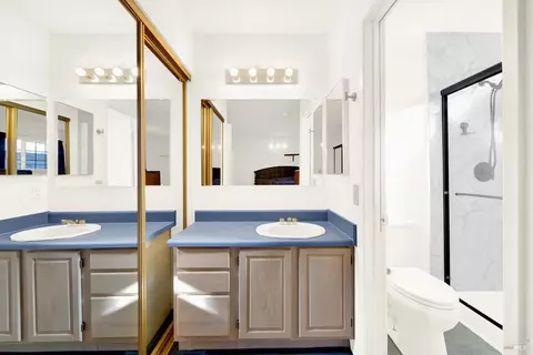 Bath - 1212 Stirling Dr, Rodeo, CA 94572 photo 4 of 6
