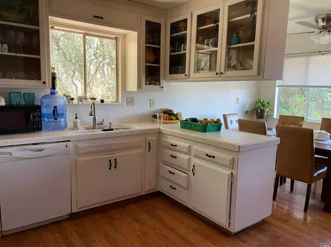45 Griggs Ln, Napa, CA 94558 photo 28