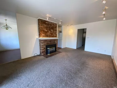 45 Griggs Ln, Napa, CA 94558 photo 14