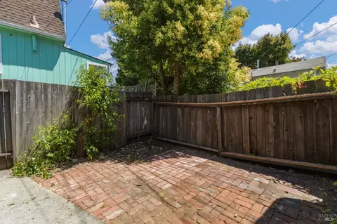 Exterior - 1322 Sutter St, Vallejo, CA 94590 photo 5 of 7