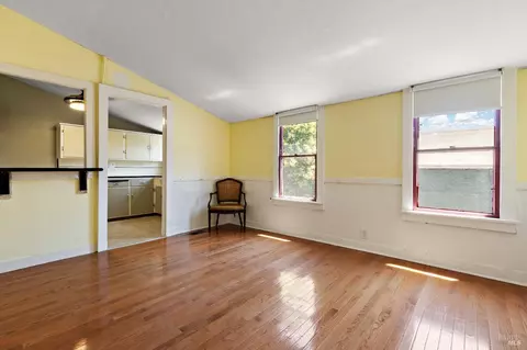 Living - 1322 Sutter St, Vallejo, CA 94590 photo 1 of 1