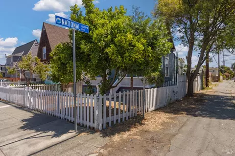Exterior - 1322 Sutter St, Vallejo, CA 94590 photo 6 of 7