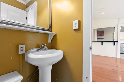 Bath - 1322 Sutter St, Vallejo, CA 94590 photo 2 of 2