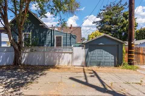 Exterior - 1322 Sutter St, Vallejo, CA 94590 photo 7 of 7