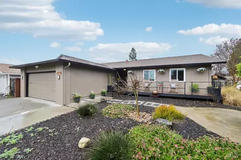 3273 Macfadden St, Napa, CA 94558