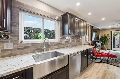 Kitchen - 3273 Macfadden St, Napa, CA 94558 photo 5 of 10