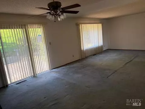 Living - 1238 Center Ave, Martinez, CA 94553 photo 3 of 4