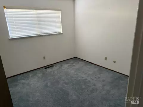 Bedroom - 1238 Center Ave, Martinez, CA 94553 photo 5 of 6