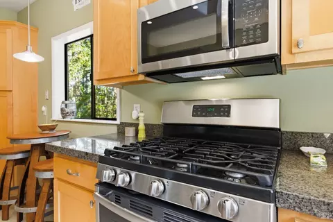 Kitchen - 200 Sky Oaks Dr, Angwin, CA 94508 photo 4 of 6