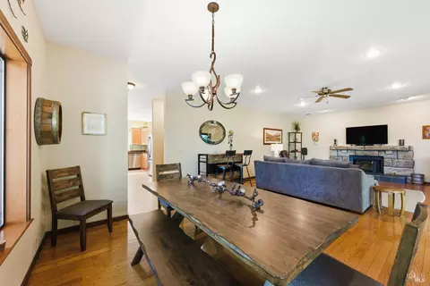 Dining - 200 Sky Oaks Dr, Angwin, CA 94508 photo 2 of 2