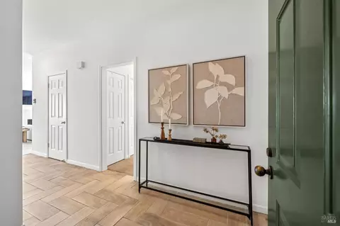 Entry Way - 115 Eucalyptus Knoll St, Mill Valley, CA 94941 photo 1 of 1