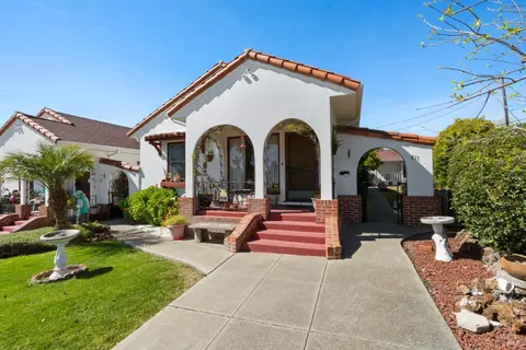 Exterior - 803-811 E 5th St, Benicia, CA 94510 photo 3 of 14