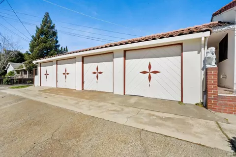 Exterior - 803-811 E 5th St, Benicia, CA 94510 photo 12 of 14