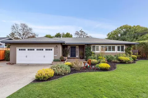 2 Linda Ct, Novato, CA 94947