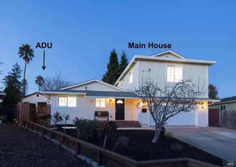 1109-1111 Saint Vincent Ct, Petaluma, CA 94954