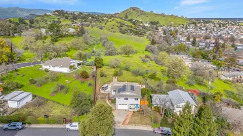 757 Wesley Ave, Vacaville, CA 95688