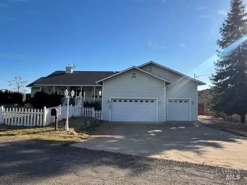5160 Canterberry Dr, Kelseyville, CA 95451