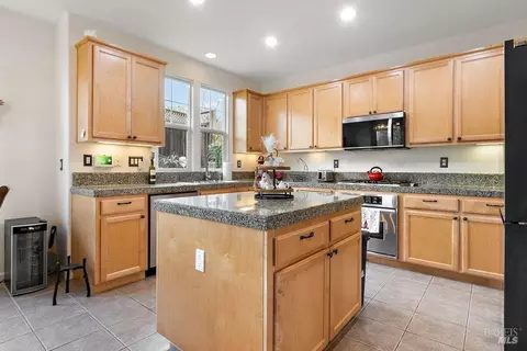 Kitchen - 8128 Carlisle Way, Vallejo, CA 94591 photo 2 of 2