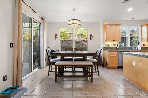Dining - 8128 Carlisle Way, Vallejo, CA 94591 photo 1 of 1