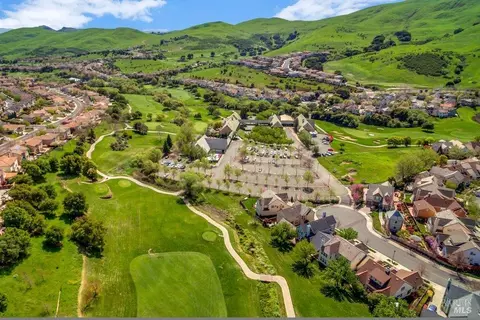 View/Area - 8128 Carlisle Way, Vallejo, CA 94591 photo 8 of 10