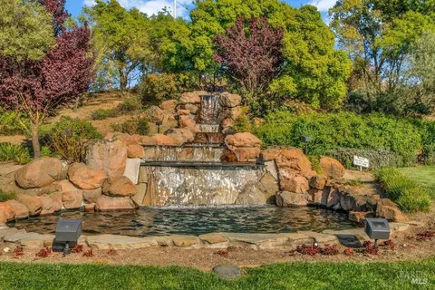 View/Area - 8128 Carlisle Way, Vallejo, CA 94591 photo 2 of 10