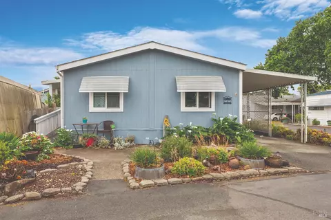 1138 Broadleaf Ln, Windsor, CA 95492