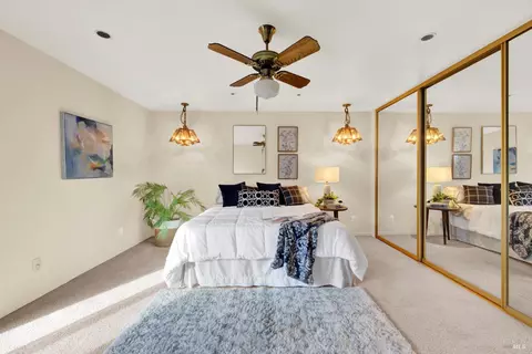 Bedroom - 689 W C St, Dixon, CA 95620 photo 3 of 9