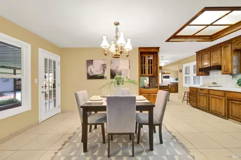 Dining - 689 W C St, Dixon, CA 95620 photo 1 of 5