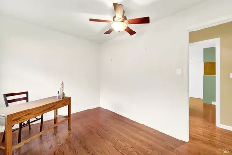 Bedroom - 689 W C St, Dixon, CA 95620 photo 7 of 9