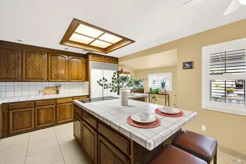 Kitchen - 689 W C St, Dixon, CA 95620 photo 5 of 9