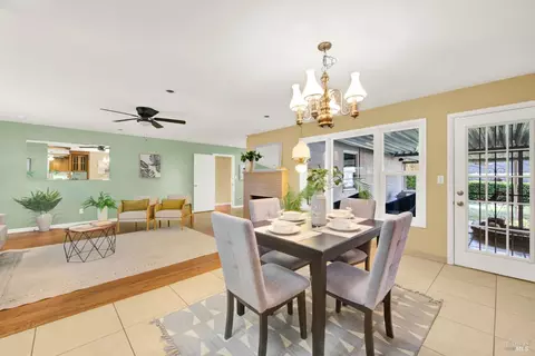 Dining - 689 W C St, Dixon, CA 95620 photo 3 of 5