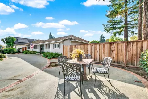 Exterior - 689 W C St, Dixon, CA 95620 photo 7 of 26