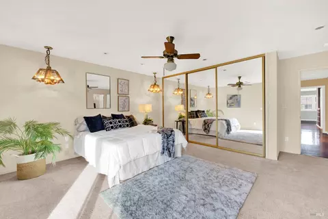 Bedroom - 689 W C St, Dixon, CA 95620 photo 4 of 9