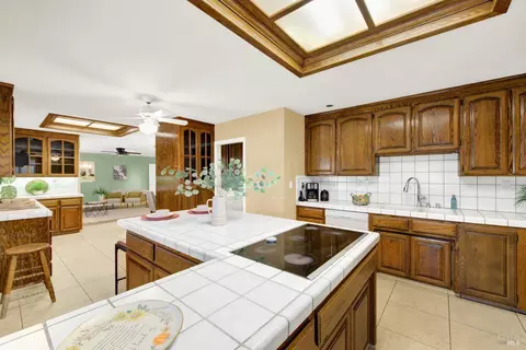 Kitchen - 689 W C St, Dixon, CA 95620 photo 8 of 9