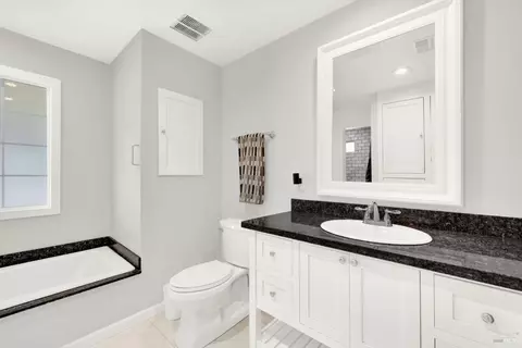 Bath - 2125 Mecca Ct, Fairfield, CA 94534 photo 4 of 5