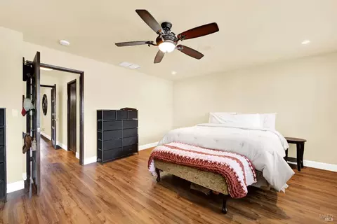 Bedroom - 2125 Mecca Ct, Fairfield, CA 94534 photo 5 of 6