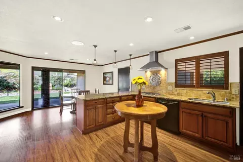 Kitchen - 2125 Mecca Ct, Fairfield, CA 94534 photo 2 of 6