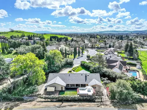 View/Area - 2125 Mecca Ct, Fairfield, CA 94534 photo 3 of 5