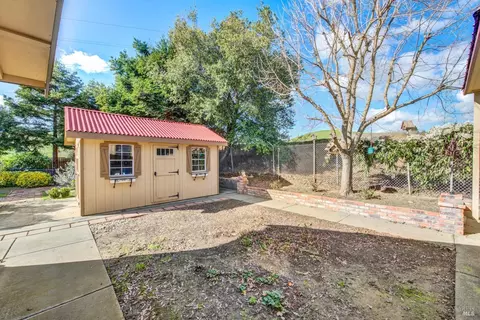 Exterior - 2125 Mecca Ct, Fairfield, CA 94534 photo 20 of 27