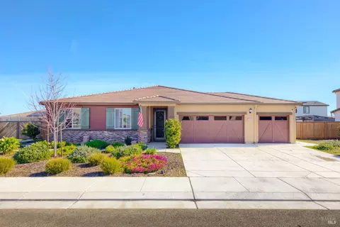 735 Glenwood Way, Dixon, CA 95620