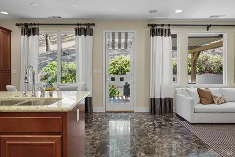 Entry Way - 3183 Olympic Rd, Fairfield, CA 94534 photo 3 of 7